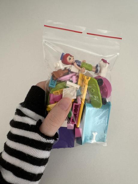 Lego friends - ihrisko pre šteniatka, 