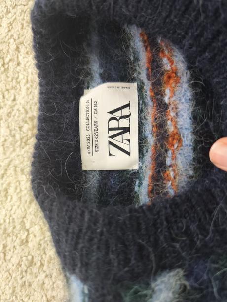 Vlnený svetrík, zara,152