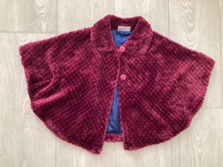 Pelerínka, ergee,86