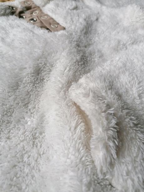 Hrejivá mikinka 86, 86