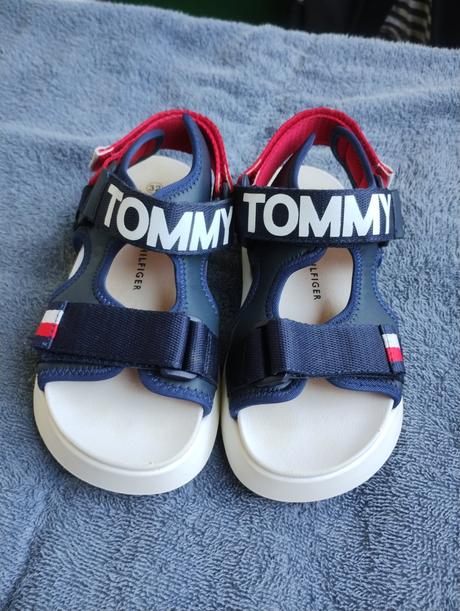 Sandále, tommy hilfiger,32