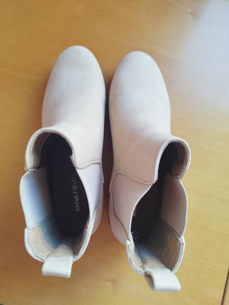 Damske bezove clenkove jesenne cizmy, 39