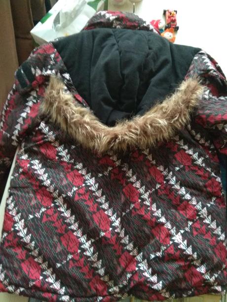 Zimná bunda s kapucňou, 146