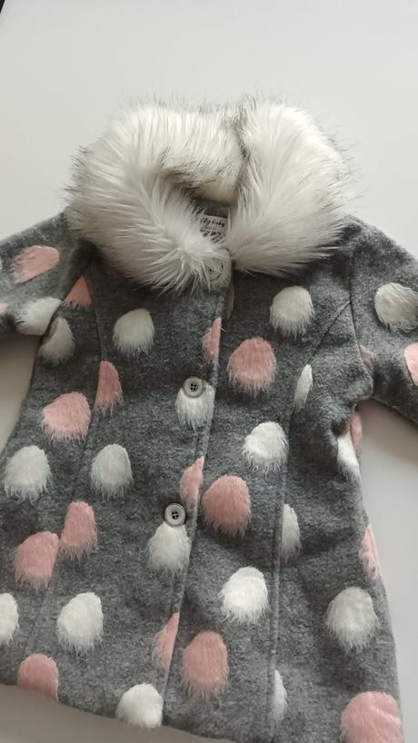 Nádherný luxusný kabátik s kožušinkou, 92