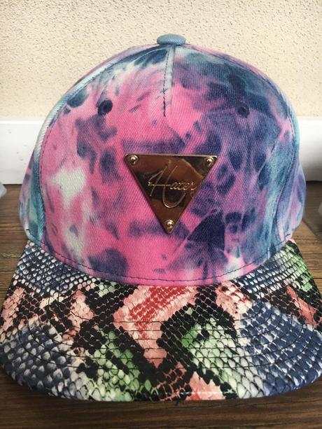 Nepriehladnuteľné šiltovky, m