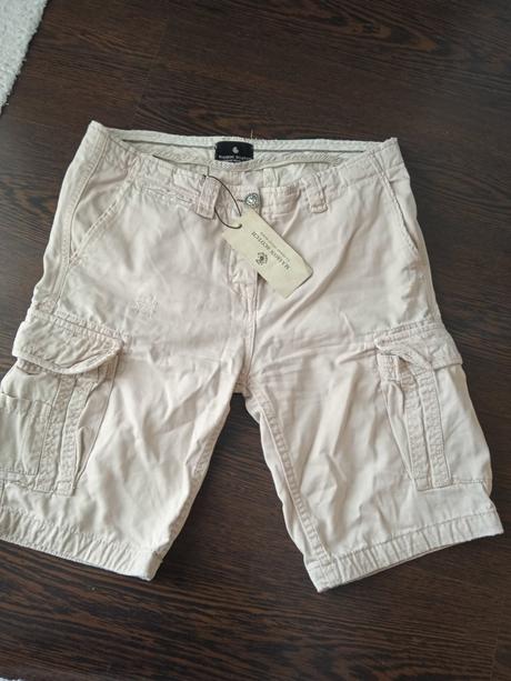 Predám krátke nohavice, 36