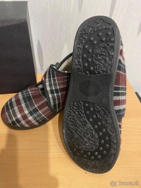 Papuče kotníkové, 42