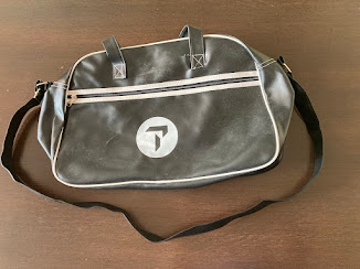 Predám čiernu tašku., 