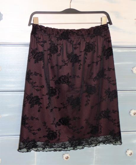 Krajková sukňa veľ.36/38, 36