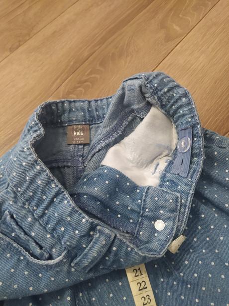 Riflové sukňa, 122