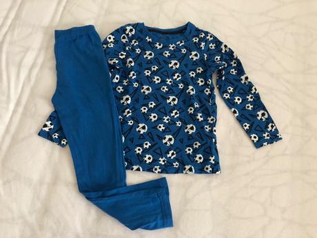 Pyžamo futbalové lopty, lupilu,110