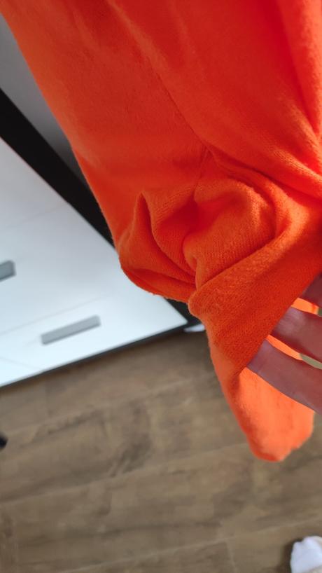 Dámska svetrikova vesta,