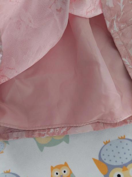 Slávnostné šaty s ružičkami zn.autograph veľ.116 +, 116