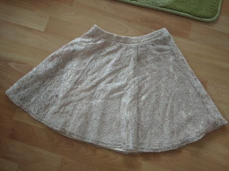 Krajková sukňa, river island,146