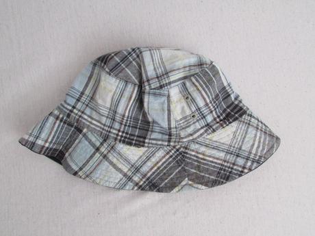 Obojstranný klobúčik, 80