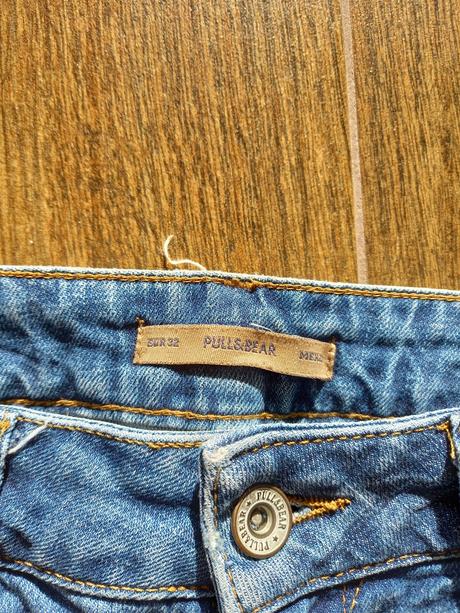 Rifle so zaplatami, pull&bear,32