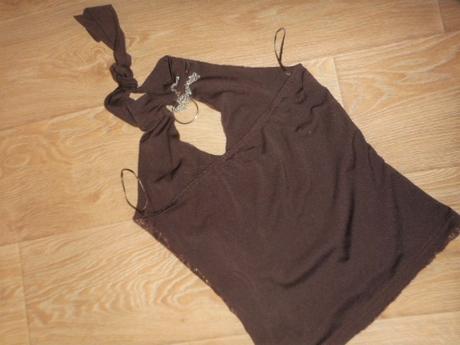 Top okolo krku- veľ. 34 /m, m