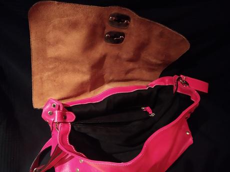 Pink kožená kabela, 