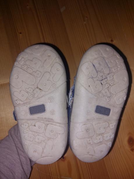 Barefoot sandalky bibi na sirsiu nozku, 24