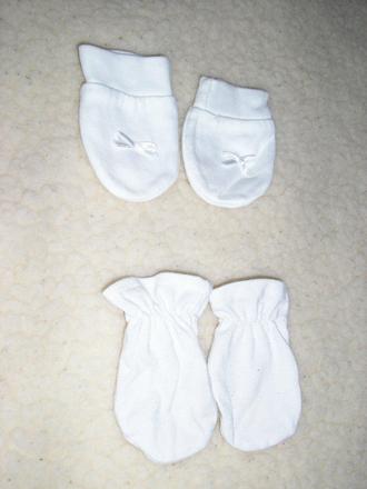 1510. 2 rukavičky, <50