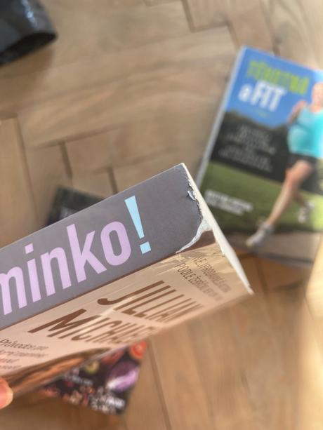 Tehotenské knihy o cvičení a strave,