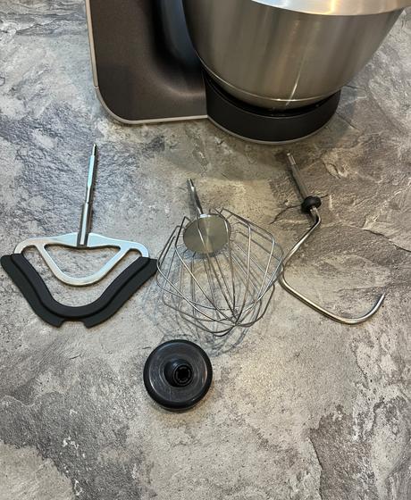 Bosch mum 58m59 1000w kuchynsky robot, bosch