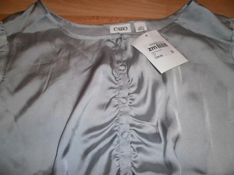 Slávnostná blúzka s riasenými rukávmi, s