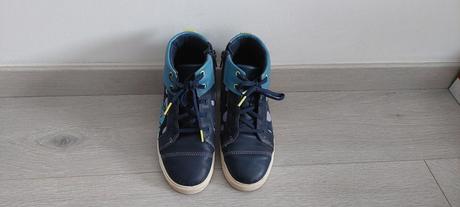 Kvalitné členkové topánočky na prechodné obdobie, clarks,35