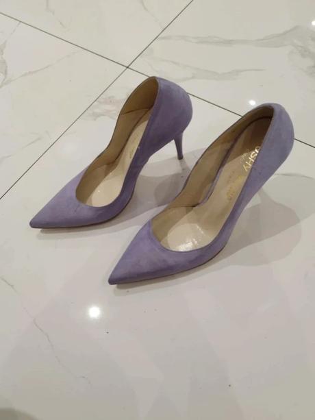 Lodičky na podpätku, 37