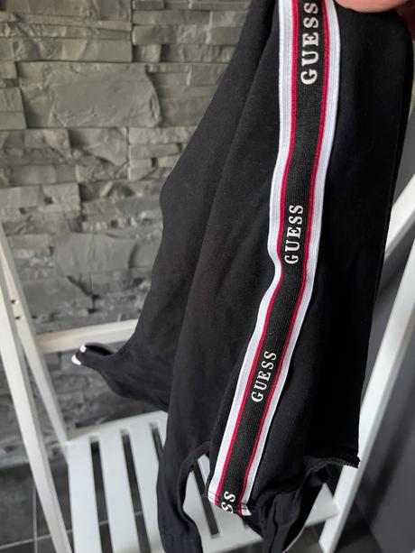 Guess v.l body, guess,l