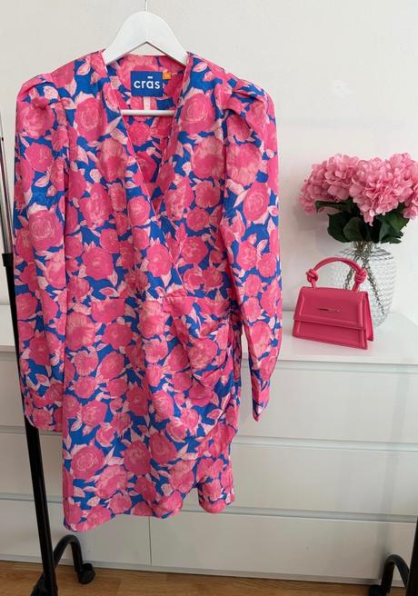 Luxusné kvetinové šaty crās modro-ružové, 36