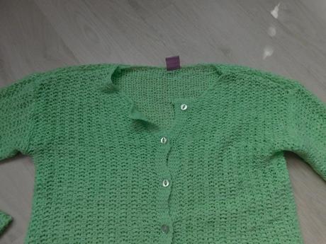 Ľahký dierkavý sveter č.122, 122