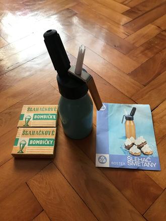 Šľahač smotany rostex 0,25 l, 