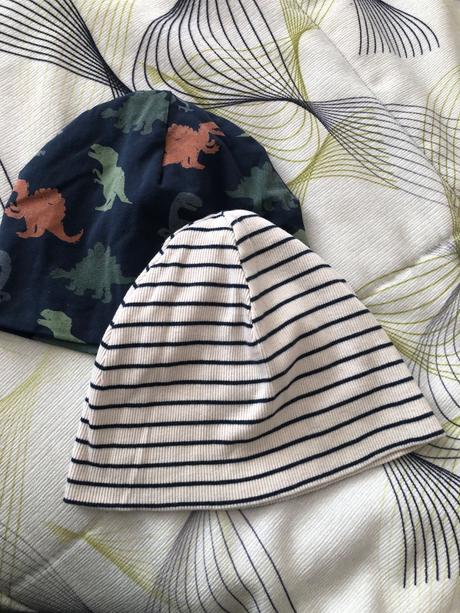 Set dvojvrstvových čiapok, h&m,122