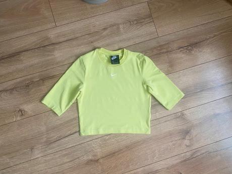 Nike crop top, nike,s