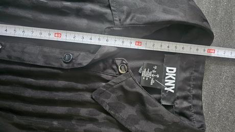 Gotické šaty s plisovanou sukňou, dkny,36