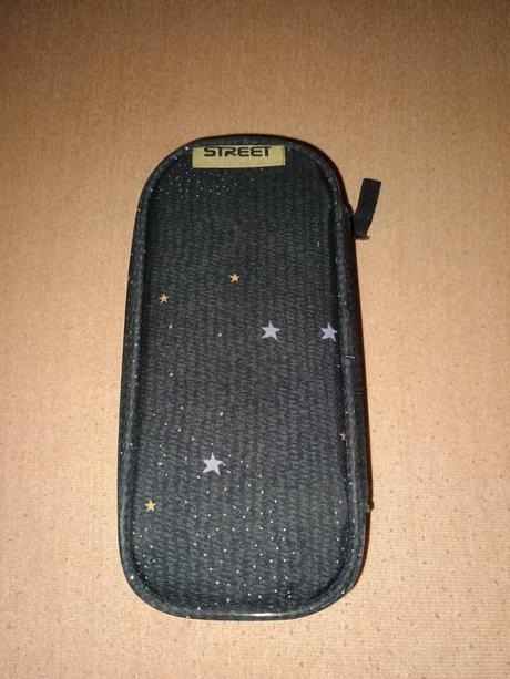 Školská taška s peračníkom, 