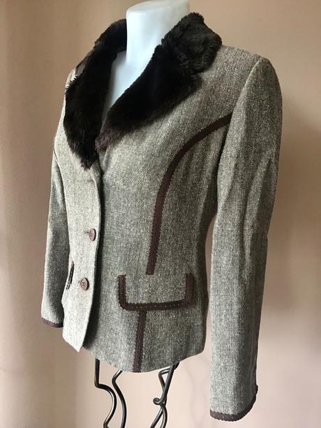 Tvídové sako s kozusinkou, 40