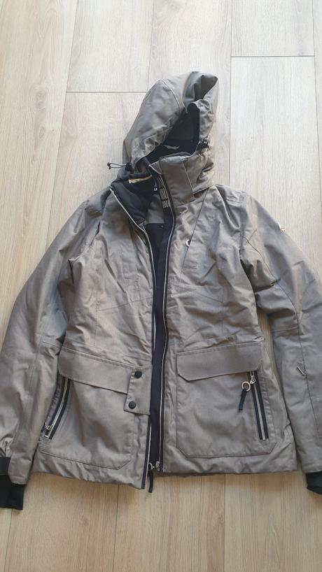Zimná bunda, 36