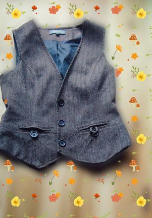 Vestička na gombíky, 36