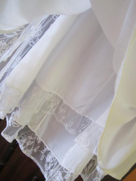 Dámske šaty--38/40, 40