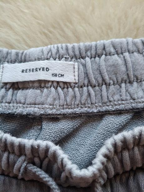 Kvalitné šortky, kraťasy, bermundy reserved top, reserved,158