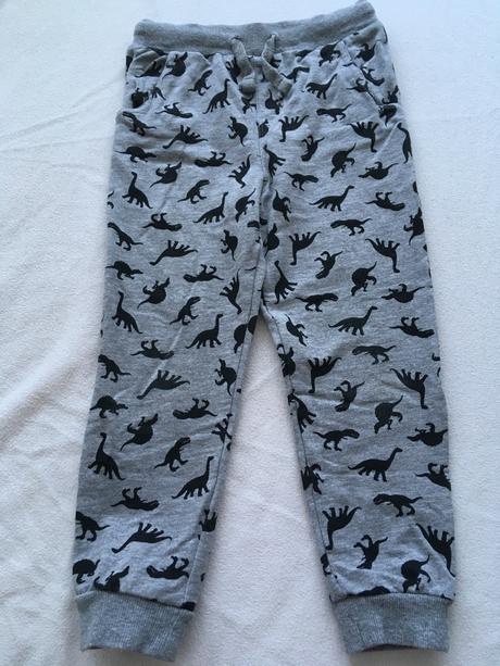 Tepláky, sinsay,122