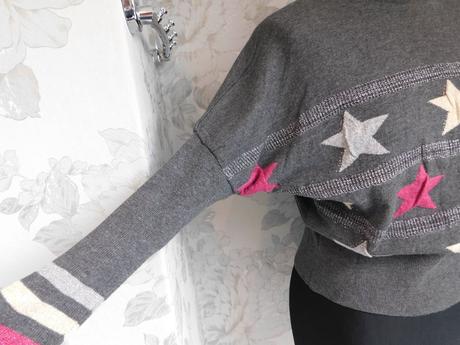 Velmi pekny trendy pulover, 36