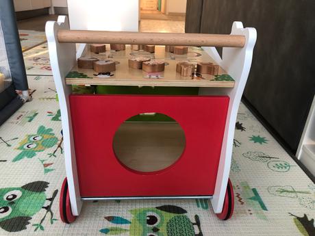 Small foot drevené chodítko medvedík, 