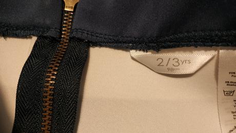 Dievčenská suknička, 98