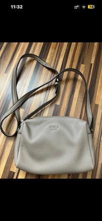 Kabelka guess, guess