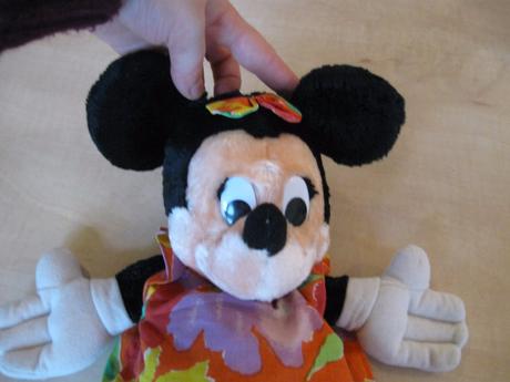 Plyšová myška minnie, 