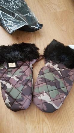 Rukavice na kočík, bjällra