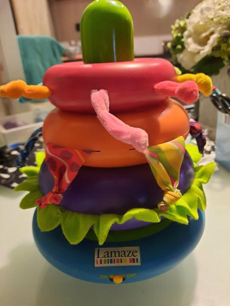 Kolotoč zn. lamaze, pobyb,svetlo,zvuk, 27 x 18 cm,